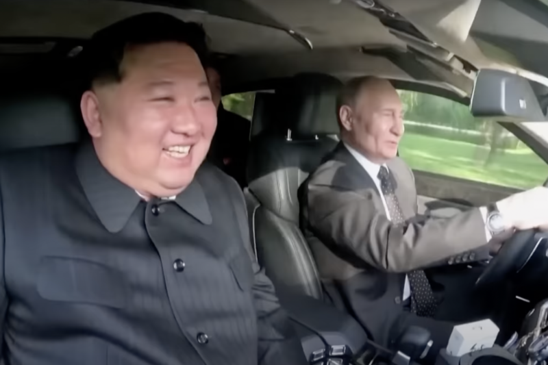 Episode 99 : Putin Gifts Car to Kim Jong-un