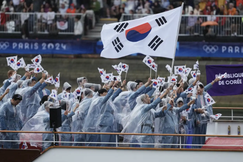 Episode 104: The Olympic Ceremony in Paris